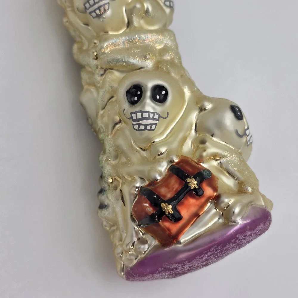 1999 Christopher Radko Skeleton Crew Pirate 7